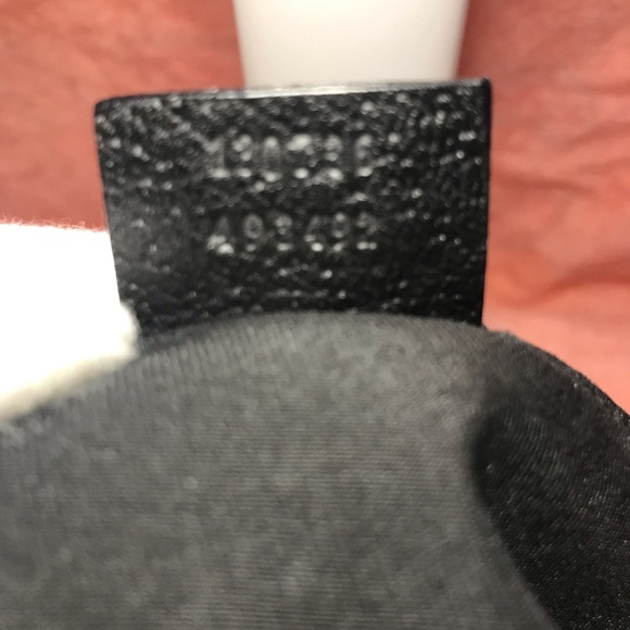 Used black canvas Gucci purse - Picture 5 of 8